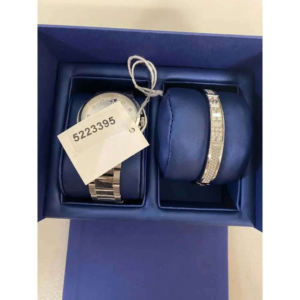 Swarovski 5223395 Octea Crystal Bangle Watch Gift Set
